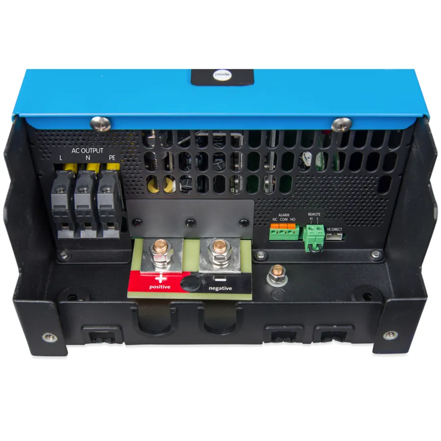 Měnič napětí Smart Victron Energy Phoenix 2000VA 12V