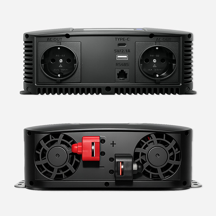 Měnič napětí Qoltec s čistou sinusoidou 12V na 230V , 2500/5000W