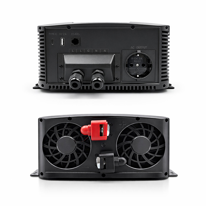 Měnič napětí Qoltec s čistou sinusoidou 12V na 230V , 3000/6000W